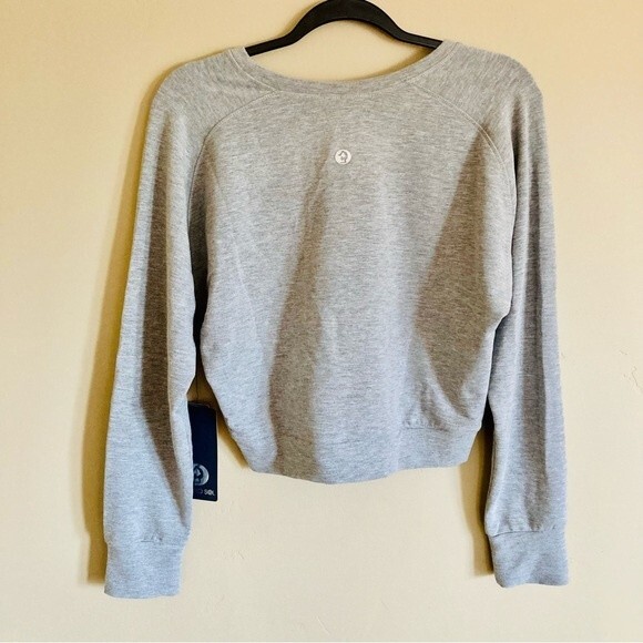 NEW Scorpio Sol Cropped Sweatshirt Super Soft Activewear Yoga Gray Size S - Picture 3 of 8